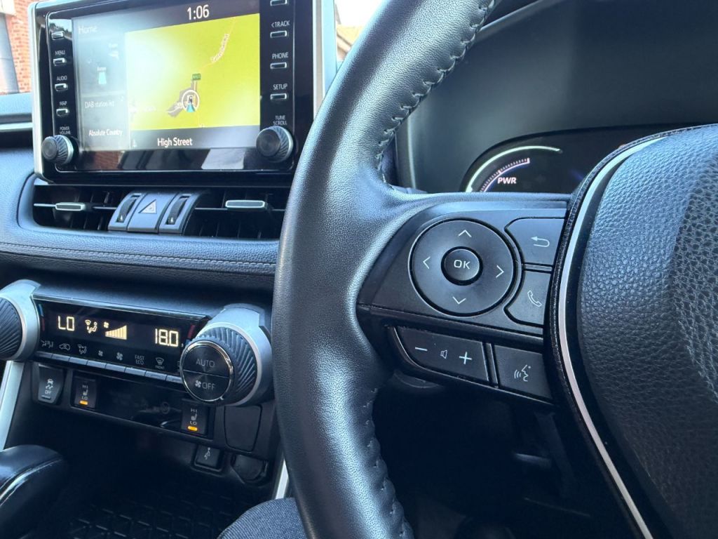 Used Toyota RAV4 2020 for sale - 77571153: Photo 45