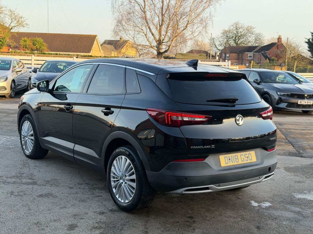 Used Vauxhall Grandland X 2018 for sale - 77703356: Photo 2