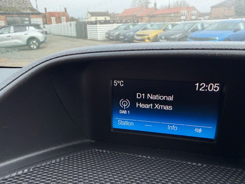 Used Ford Tourneo Custom 2017 for sale - 76603814: Photo 42