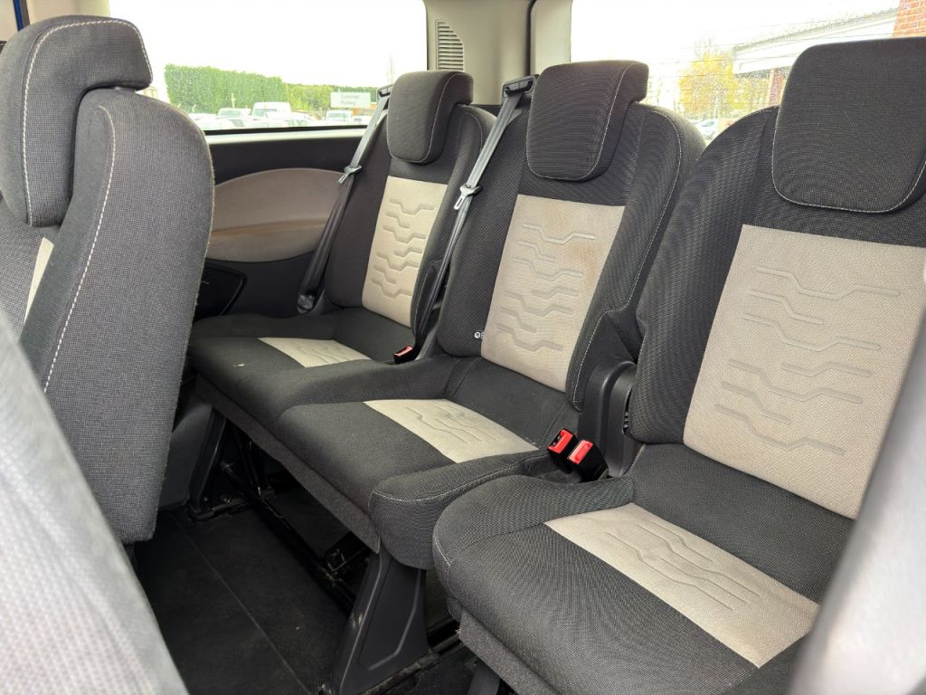 Used Ford Tourneo Custom 2017 for sale - 76603814: Photo 5