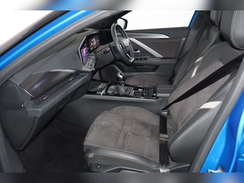 Used Vauxhall Astra 2024 for sale - 77571119: Photo