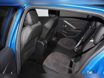 Used Vauxhall Astra 2024 for sale - 77571119: Photo