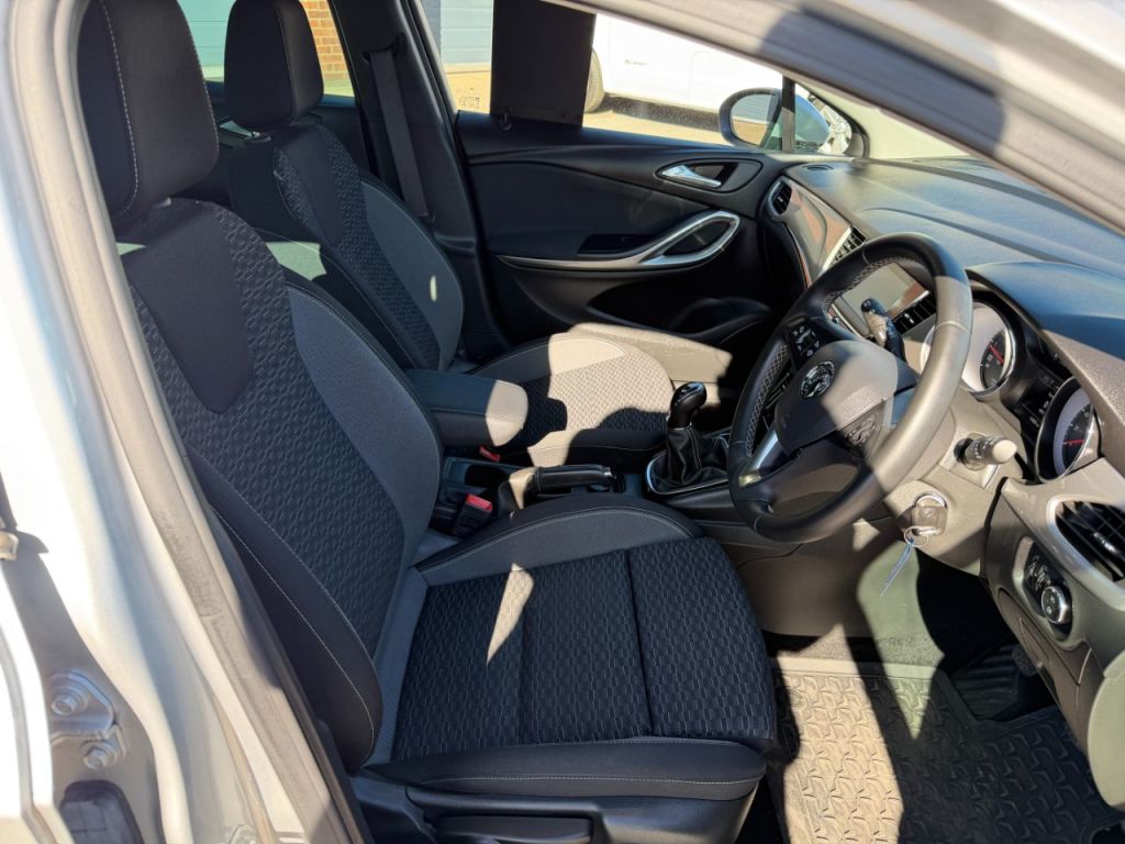 Used Vauxhall Astra 2020 for sale - 76068242: Photo 16