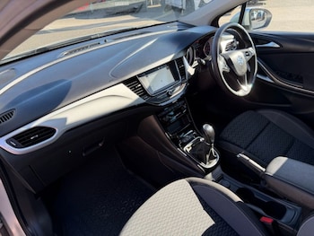 Used Vauxhall Astra 2020 for sale - 76068242: Photo