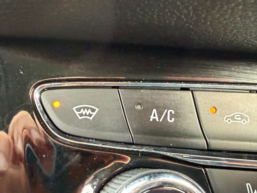 Used Vauxhall Astra 2019 for sale - 76068227: Photo 25