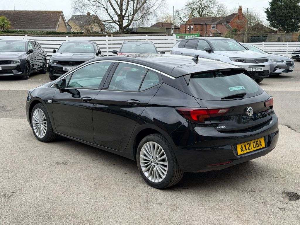 Used Vauxhall Astra 2021 for sale - 77641885: Photo 2