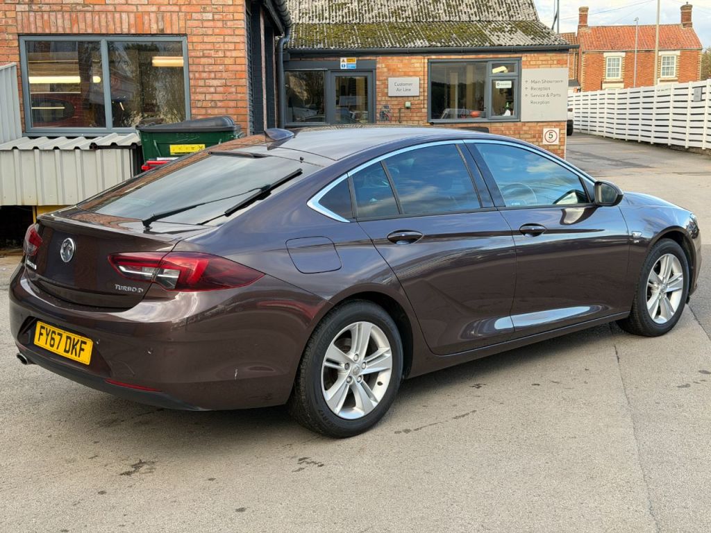 Used Vauxhall Insignia 2017 for sale - 76312820: Photo 12