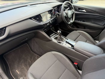 Used Vauxhall Insignia 2018 for sale - 78850183: Photo