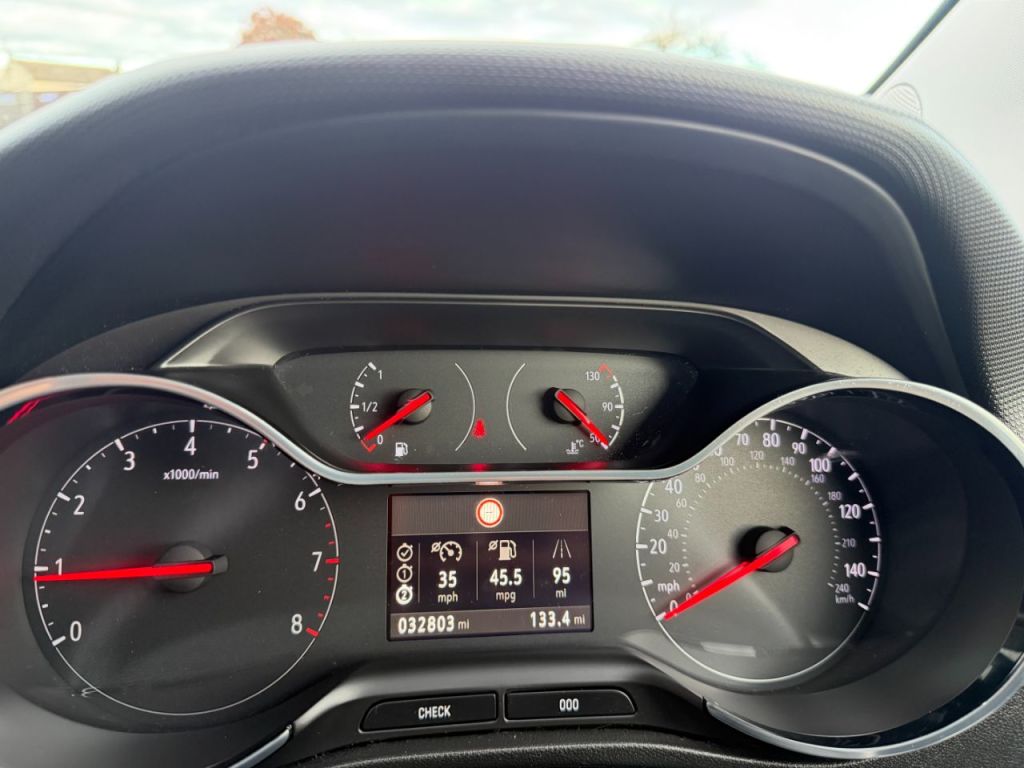 Used Vauxhall Crossland 2021 for sale - 76312812: Photo 19