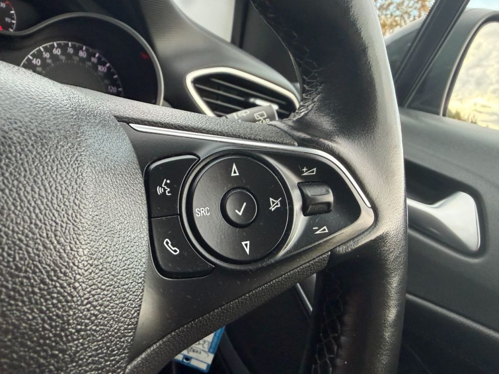 Used Vauxhall Crossland 2021 for sale - 76312812: Photo 21