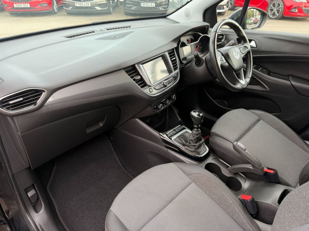 Used Vauxhall Crossland 2021 for sale - 76312812: Photo 3