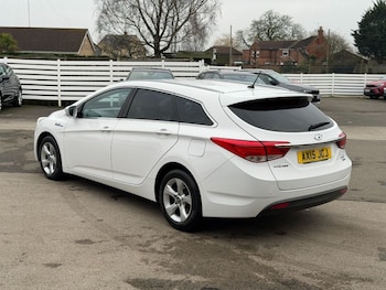 Used Hyundai i40 2015 for sale - 77368123: Photo