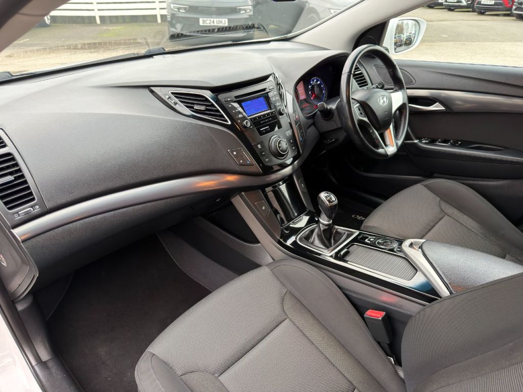 Used Hyundai i40 2015 for sale - 77368123: Photo 3