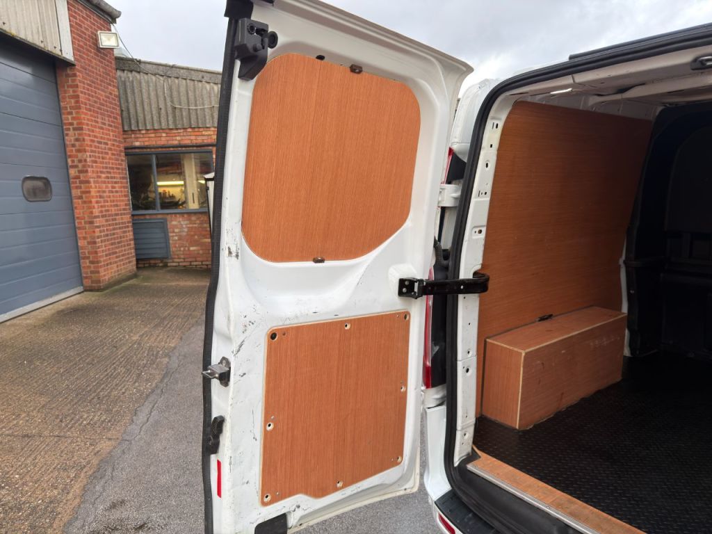 Used Ford Transit Custom 2021 for sale - 76798599: Photo 21