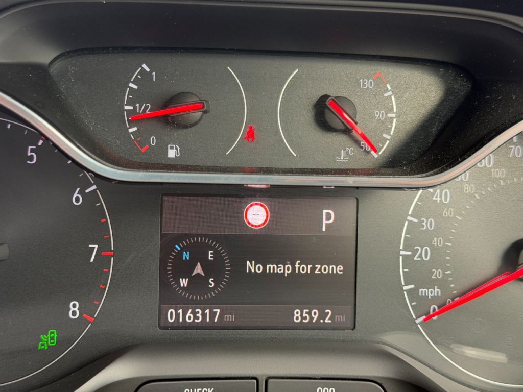 Used Vauxhall Crossland 2024 for sale - 77641861: Photo 20