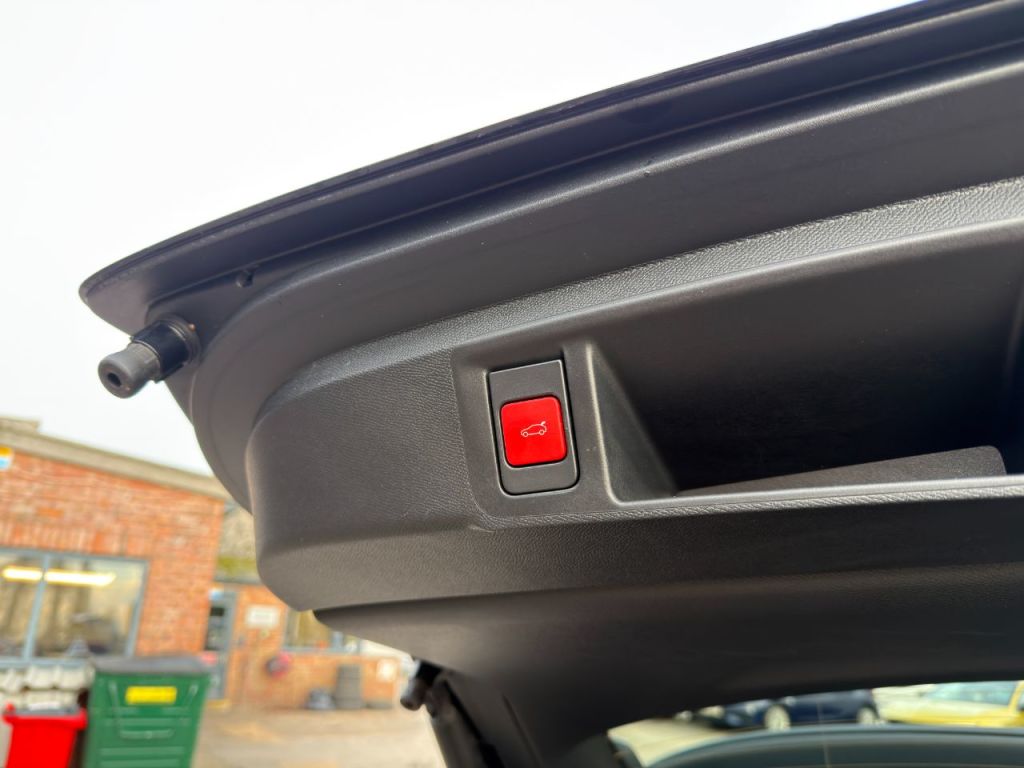 Used Vauxhall Astra 2024 for sale - 76603790: Photo 14