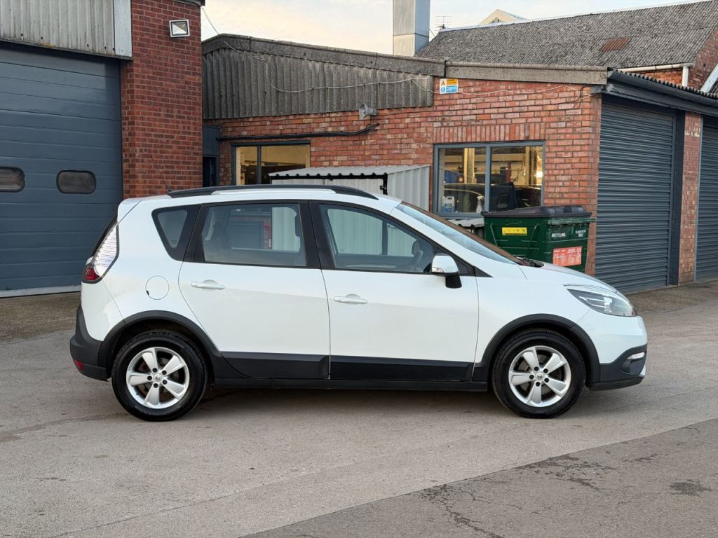 Used Renault Scenic Xmod 2015 for sale - 77692444: Photo 13