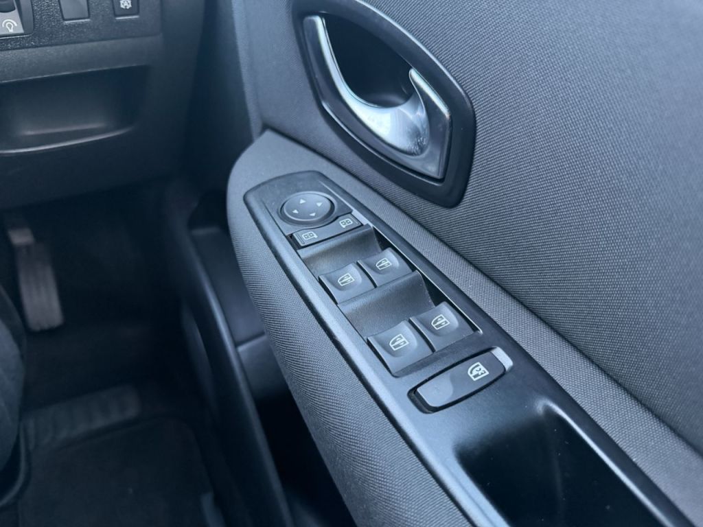 Used Renault Scenic Xmod 2015 for sale - 77692444: Photo 24