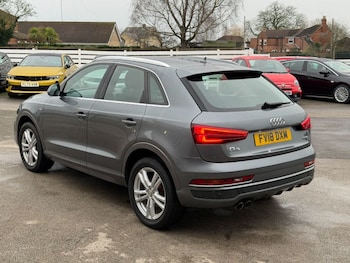Used Audi Q3 2018 for sale - 77034395: Photo