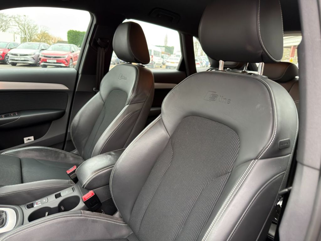 Used Audi Q3 2018 for sale - 77034395: Photo 4