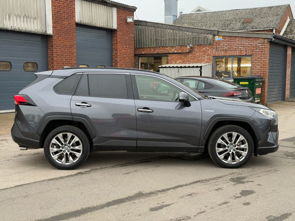 Used Toyota RAV4 2020 for sale - 77641892: Photo 13