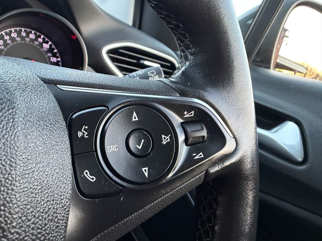 Used Vauxhall Crossland 2023 for sale - 76798616: Photo 26