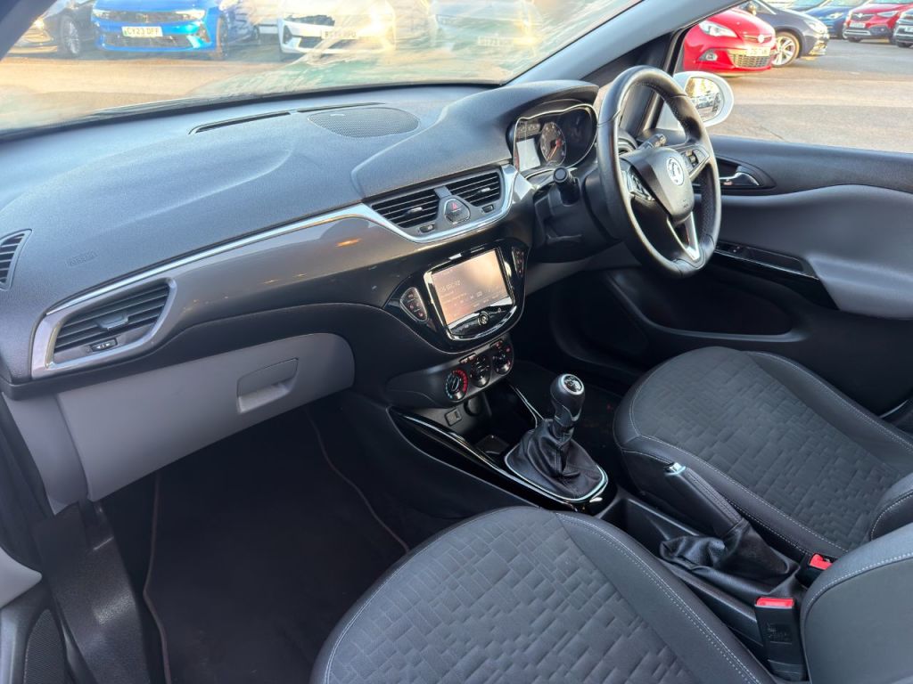 Used Vauxhall Corsa 2015 for sale - 76590639: Photo 3