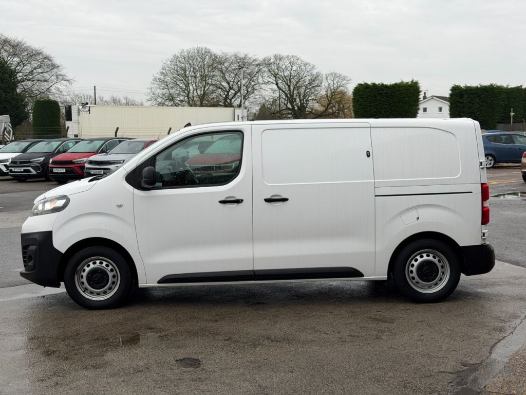 Used Vauxhall Vivaro 2021 for sale - 77211637: Photo 10