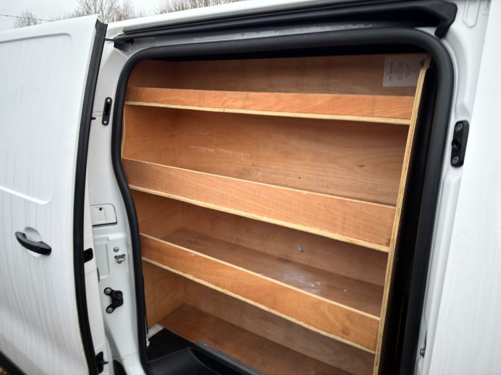 Used Vauxhall Vivaro 2021 for sale - 77211637: Photo 27