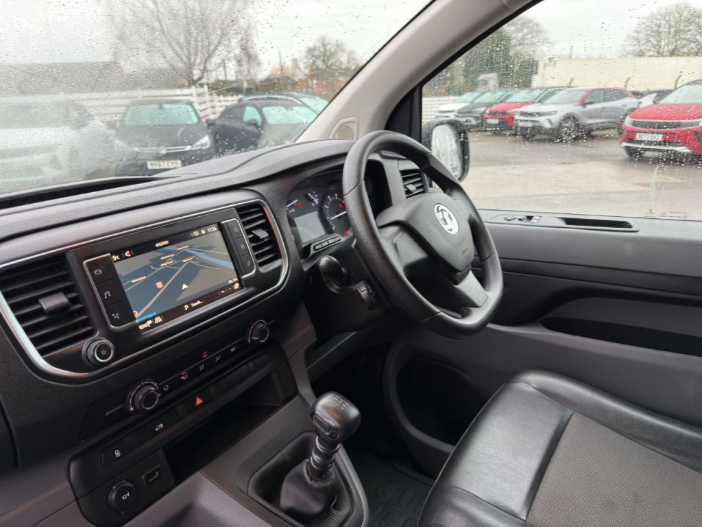 Used Vauxhall Vivaro 2021 for sale - 77211637: Photo 5