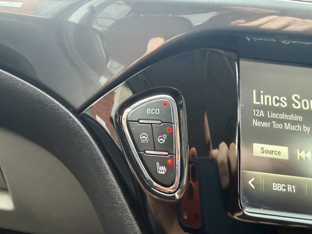 Used Vauxhall Corsa 2017 for sale - 77967759: Photo 21