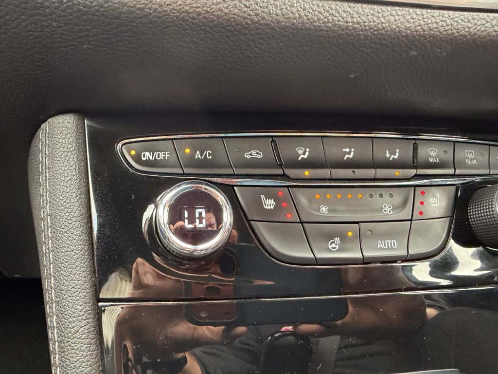 Used Vauxhall Astra 2017 for sale - 76481221: Photo 22