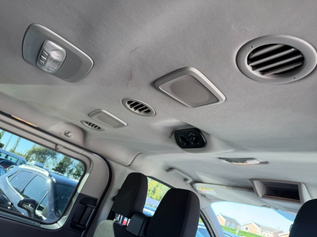 Used Ford Tourneo Custom 2017 for sale - 75358750: Photo 14