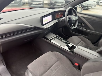 Used Vauxhall Astra 2024 for sale - 77506554: Photo