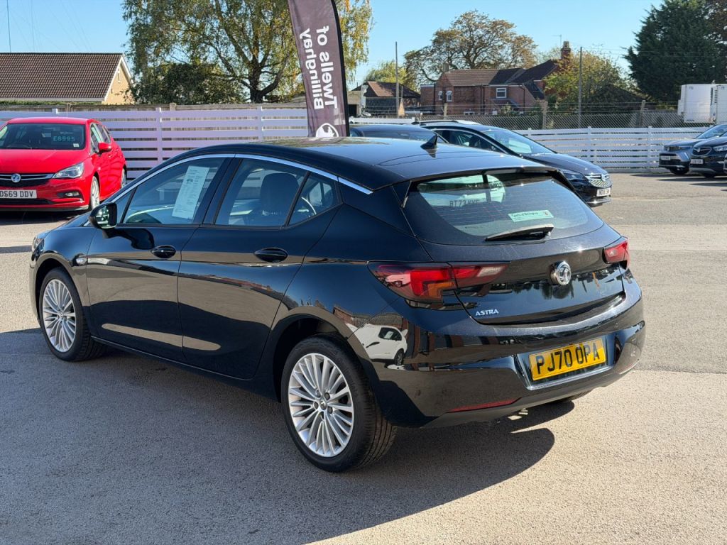Used Vauxhall Astra 2020 for sale - 76068228: Photo 2