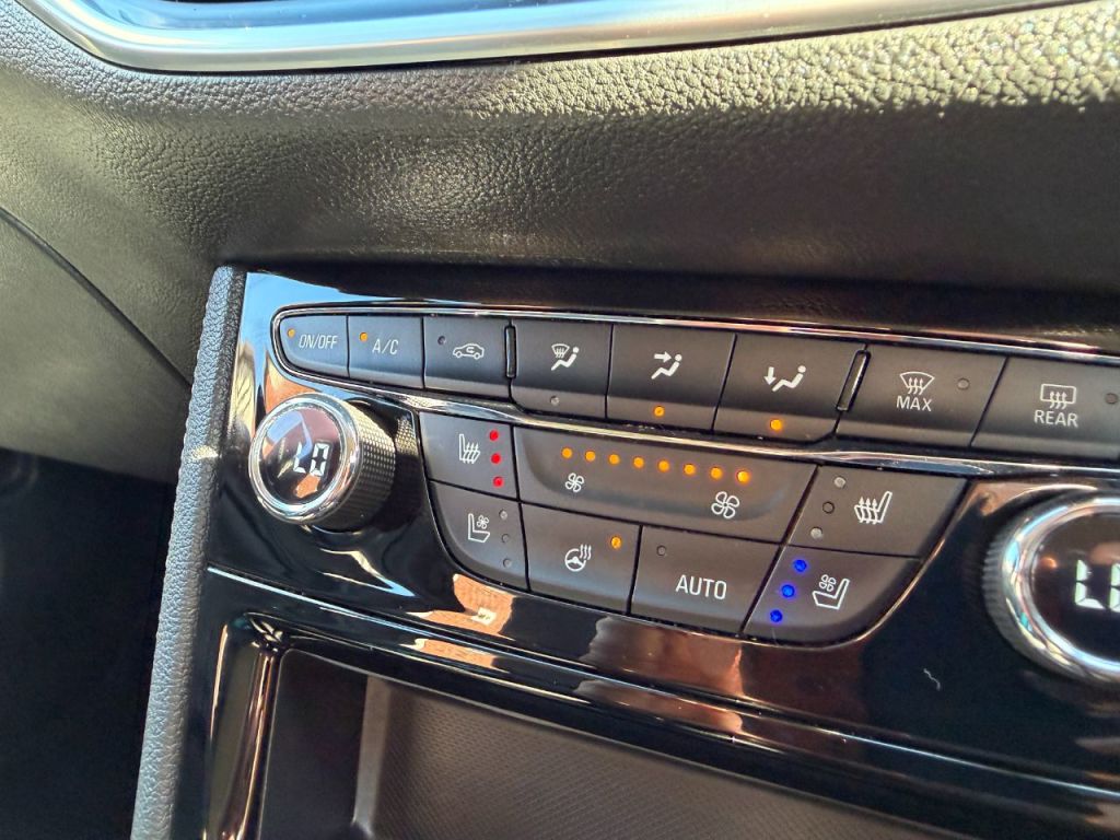 Used Vauxhall Astra 2020 for sale - 76068228: Photo 21