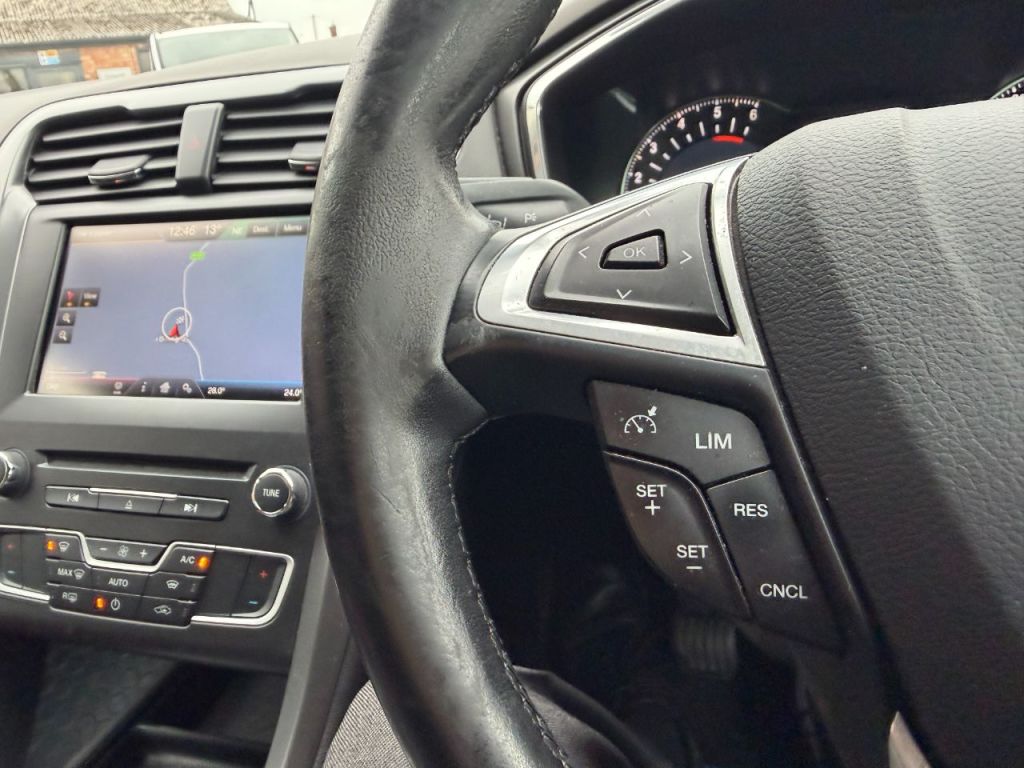 Used Ford Mondeo 2016 for sale - 76312844: Photo 16