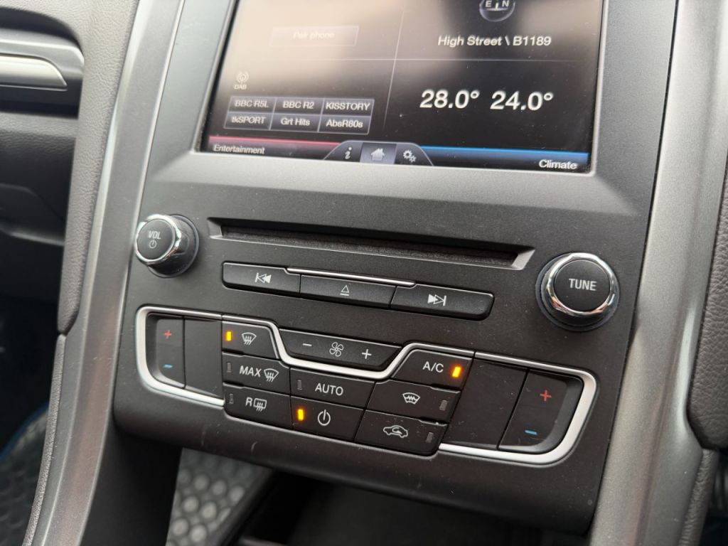 Used Ford Mondeo 2016 for sale - 76312844: Photo 21