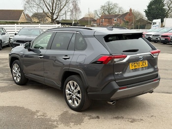 Used Toyota RAV4 2020 for sale - 77327550: Photo