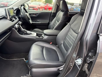 Used Toyota RAV4 2020 for sale - 77327550: Photo