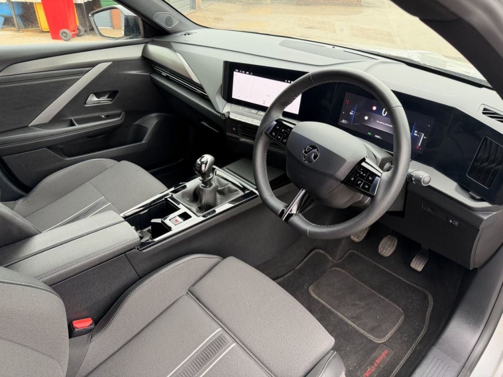 Used Vauxhall Astra 2024 for sale - 76312835: Photo 16