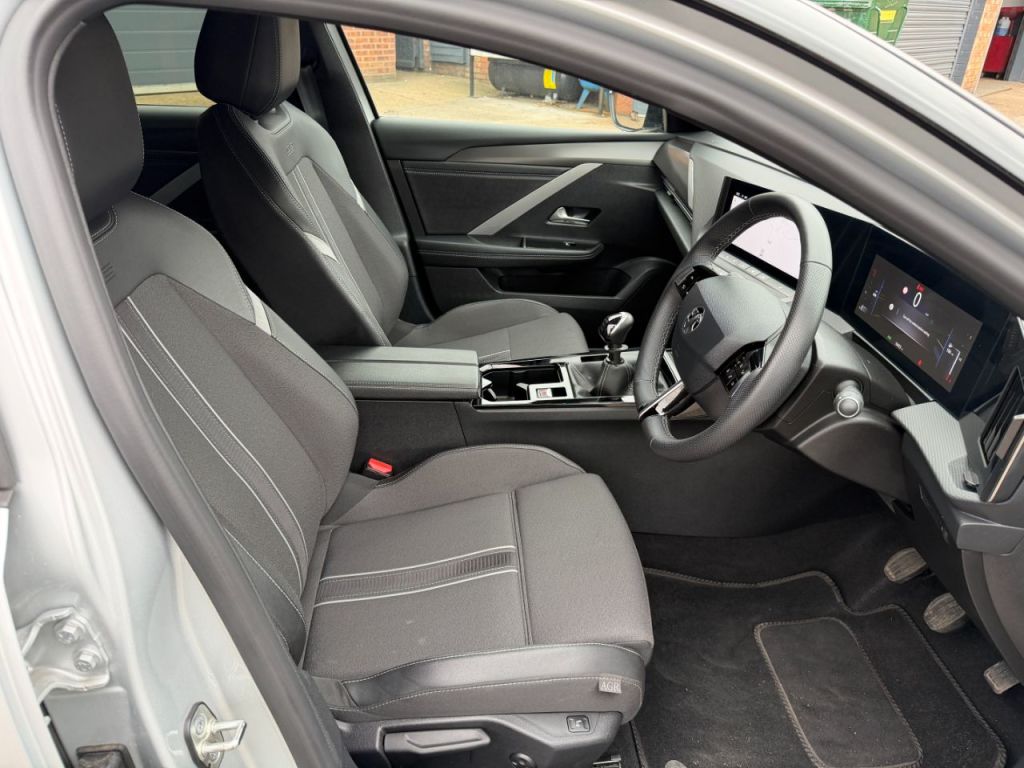Used Vauxhall Astra 2024 for sale - 76312835: Photo 17