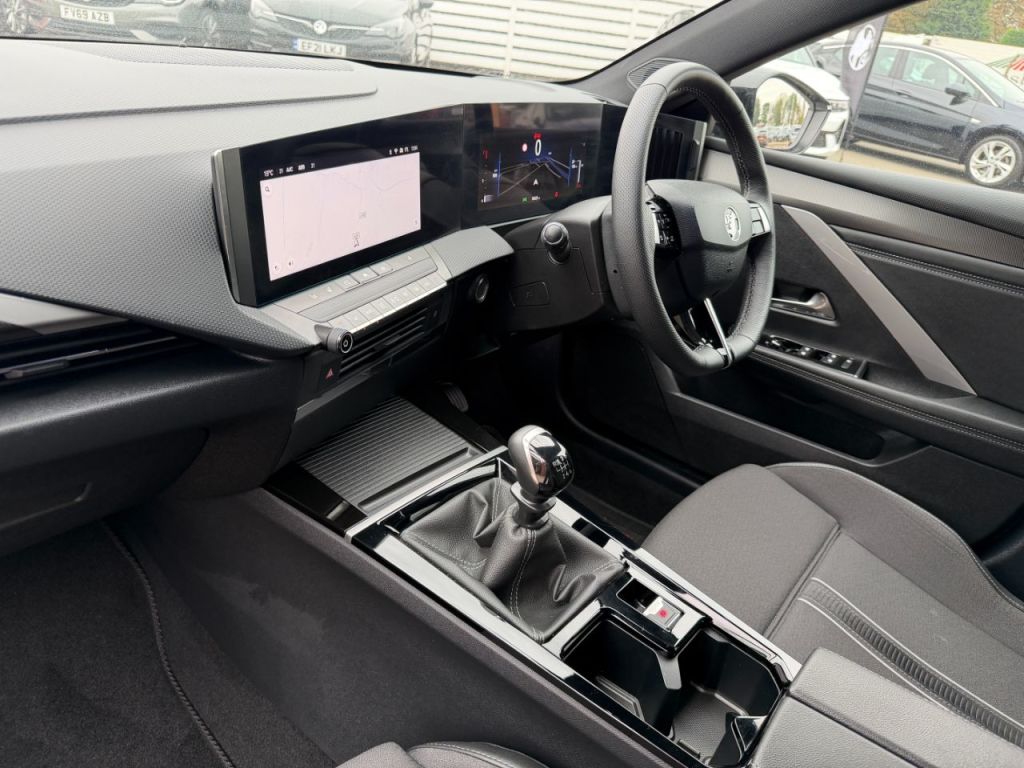 Used Vauxhall Astra 2024 for sale - 76312835: Photo 5