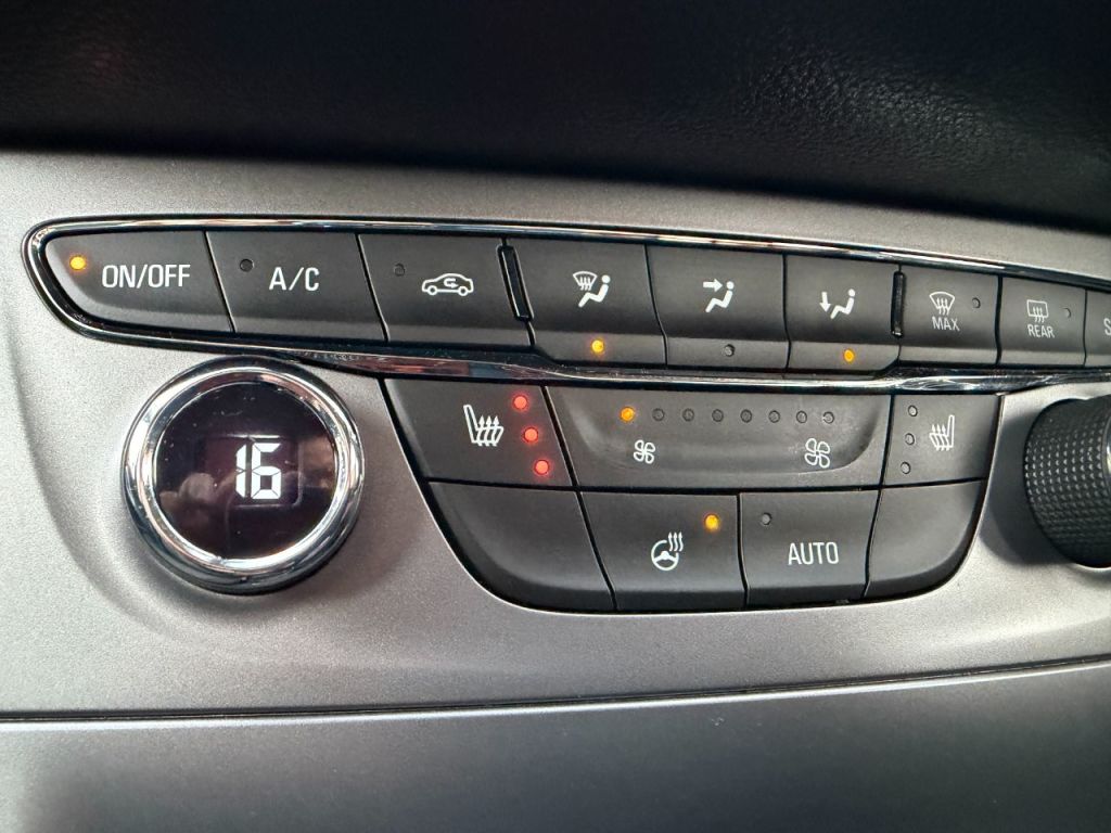 Used Vauxhall Astra 2018 for sale - 76209935: Photo 20