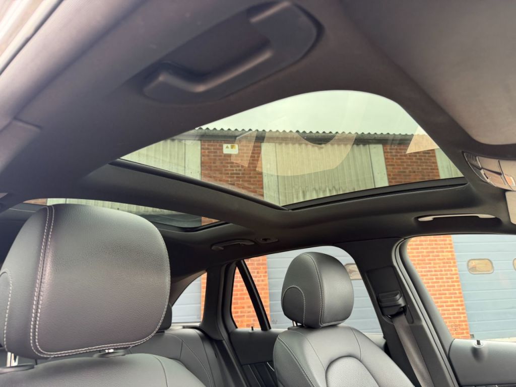 Used Mercedes-Benz GLC 2018 for sale - 78095728: Photo 24