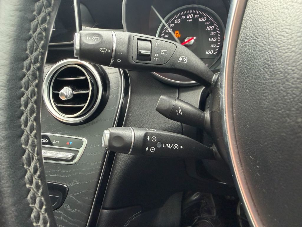 Used Mercedes-Benz GLC 2018 for sale - 78095728: Photo 35