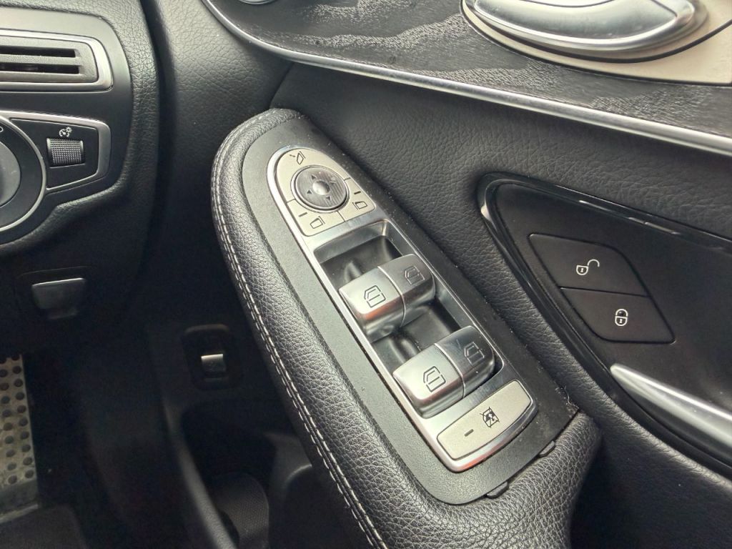 Used Mercedes-Benz GLC 2018 for sale - 78095728: Photo 37