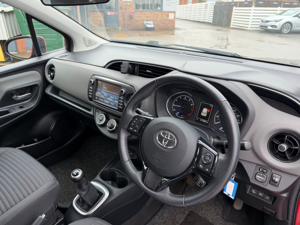 Used Toyota Yaris 2019 for sale - 77692426: Photo 13