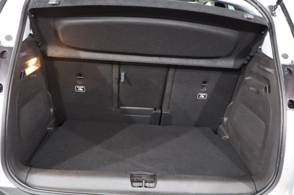 Used Vauxhall Crossland 2024 for sale - 77341120: Photo 15