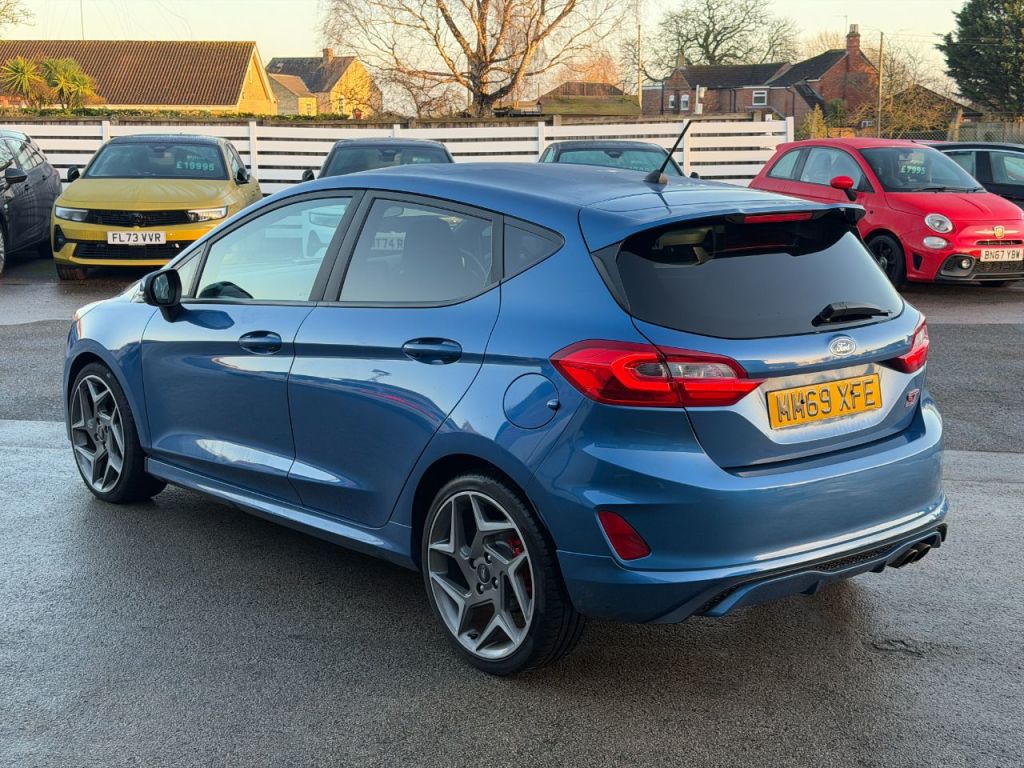 Used Ford Fiesta 2019 for sale - 77023228: Photo 2